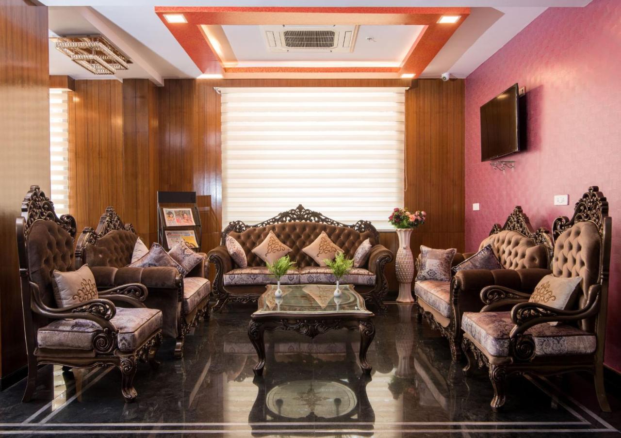 Npg Hotel Yelahanka Luaran gambar