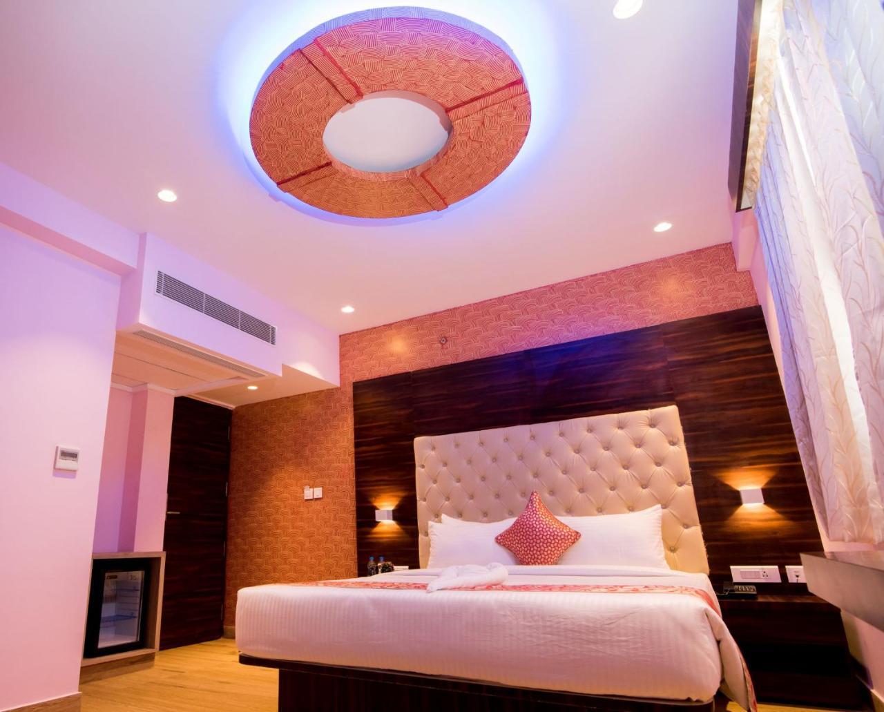 Npg Hotel Yelahanka Luaran gambar